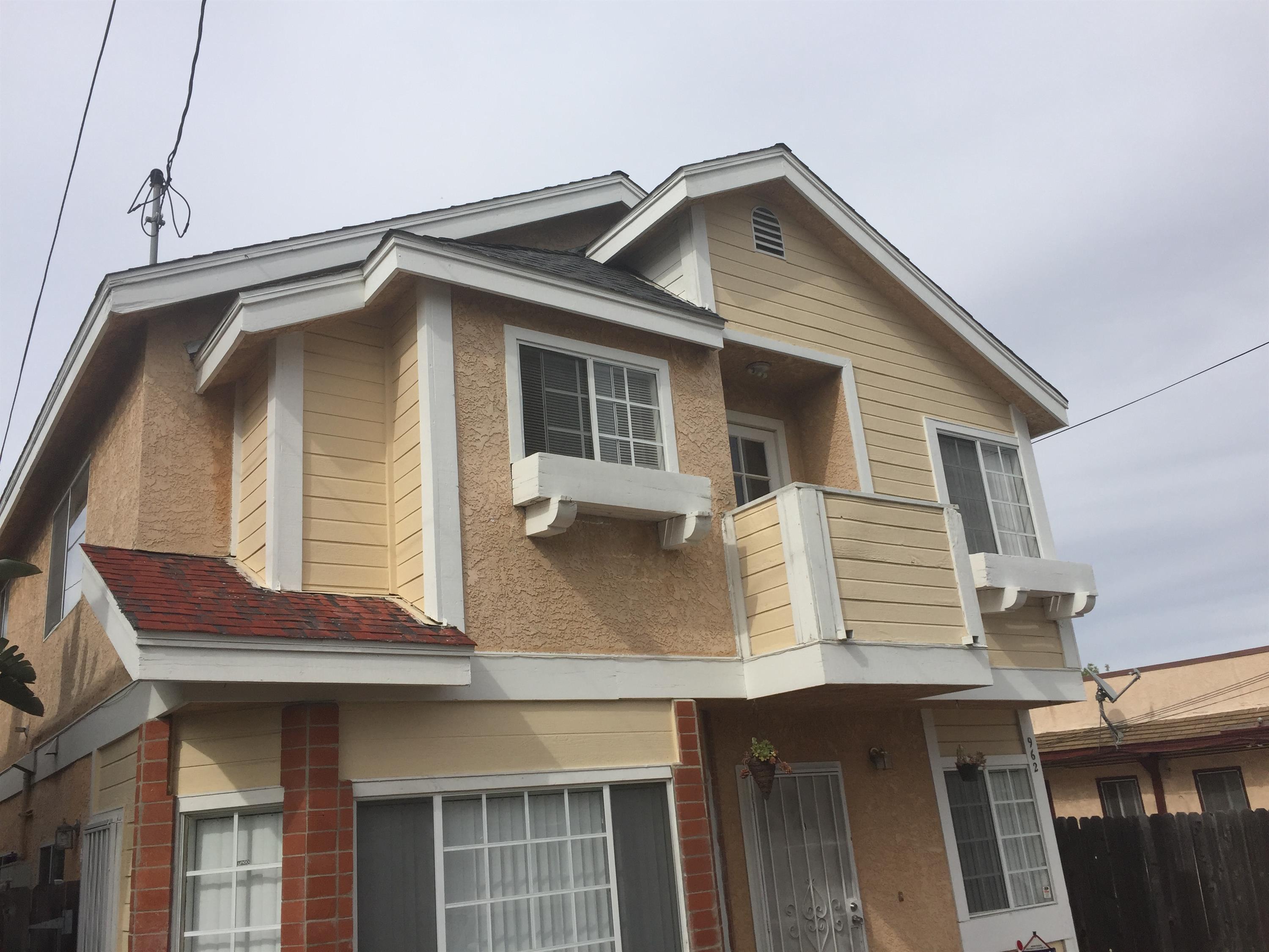 962 W Oliver St - 1